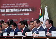 Firma de Convenios de Colaboración para el uso de la Firma Electrónica Avanzada, SHCP-CONAGO, 3 de diciembre.